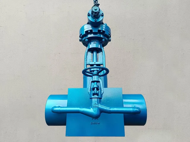 Industrial valve product photograph